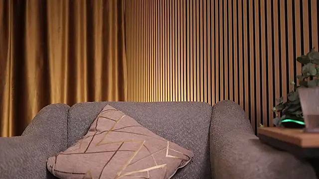 Snapshot of AnnittaStar chatting on October 2025 02:23:02 AM AnnittaStar online show from October 2025 02:23:02 AM