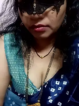 Snapshot of Hotanita99 chatting on January 2026 05:02:02 AM Hotanita99 online show from January 2026 05:02:02 AM