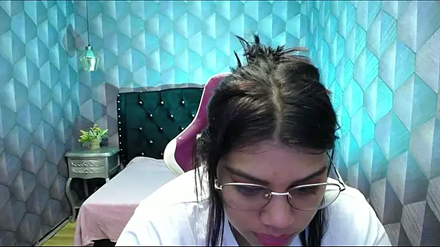 LindaBreeS online show from January 2025 05:05:02 AM