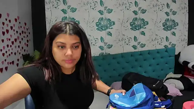 LindaBreeS online show from January 2025 07:18:01 PM