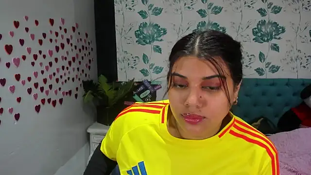 LindaBreeS online show from January 2025 06:24:01 PM