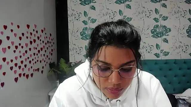 LindaBreeS online show from January 2025 08:23:02 PM