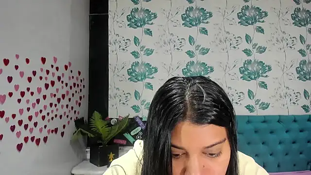 LindaBreeS online show from January 2025 01:52:01 PM