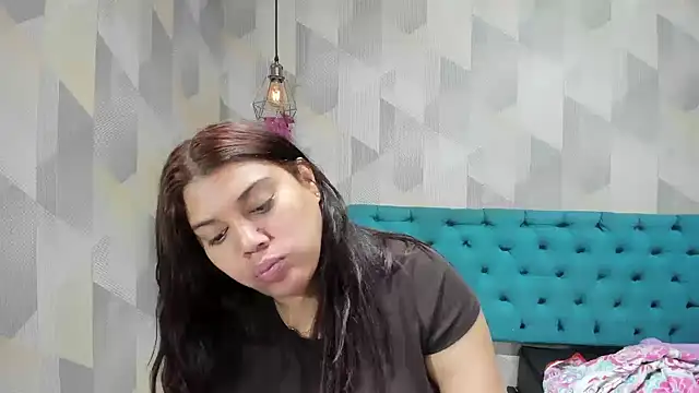 Snapshot of LindaBreeS chatting on September 2025 02:09:02 PM LindaBreeS online show from September 2025 02:09:02 PM