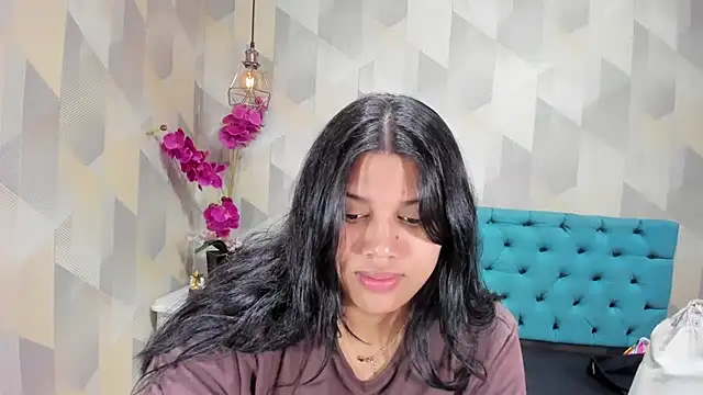 Snapshot of LindaBreeS chatting on September 2025 02:22:01 PM LindaBreeS online show from September 2025 02:22:01 PM