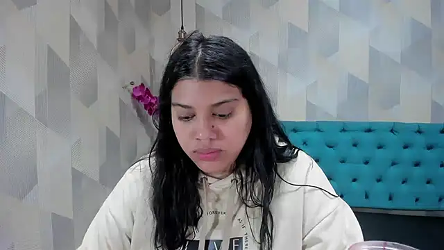 Snapshot of LindaBreeS chatting on September 2025 02:00:02 PM LindaBreeS online show from September 2025 02:00:02 PM