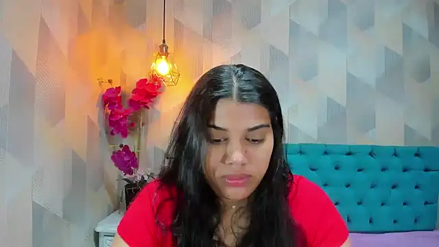 Snapshot of LindaBreeS chatting on December 2025 01:49:02 PM LindaBreeS online show from December 2025 01:49:02 PM