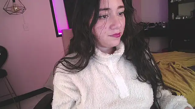 Andrea Ramos online show from December 2024 09:39:02 AM