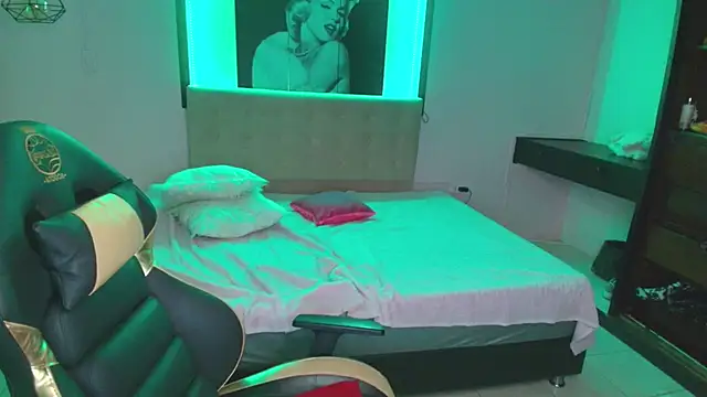 Andrea Ramos online show from February 2025 05:44:02 AM