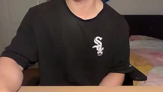 jungcock3210 online show from November 2025 02:39:01 PM