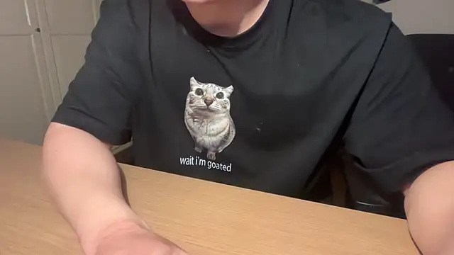 jungcock3210 online show from March 2026 05:28:02 PM