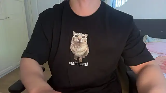 jungcock3210 online show from March 2026 12:53:02 PM