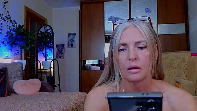 amelia blondy online show from May 2026 02:44:01 PM