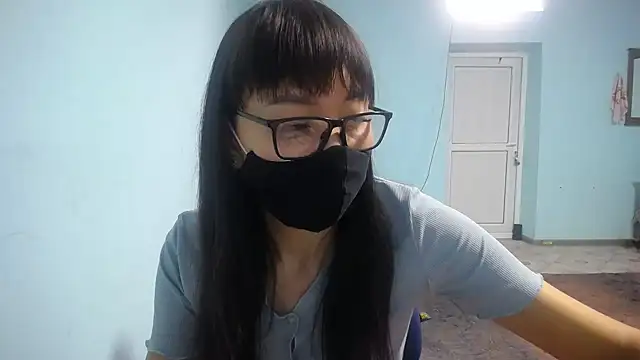 Snapshot of elllaaxx chatting on February 2026 04:17:01 AM elllaaxx online show from February 2026 04:17:01 AM