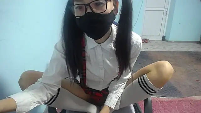 Snapshot of elllaaxx chatting on February 2026 03:46:02 AM elllaaxx online show from February 2026 03:46:02 AM