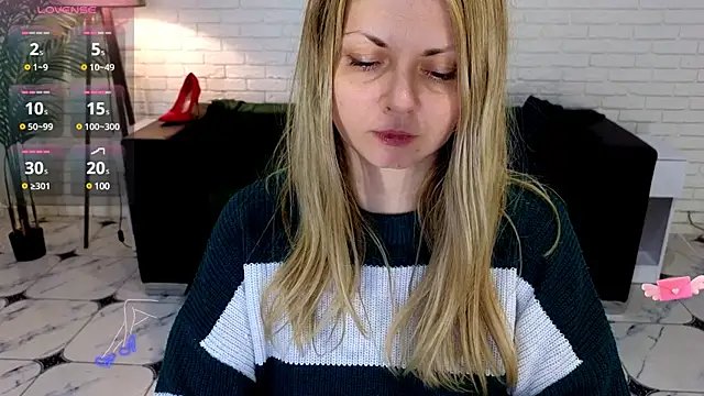 Snapshot of SmilingEmily_ chatting on March 2025 10:46:01 AM SmilingEmily online show from March 2025 10:46:01 AM