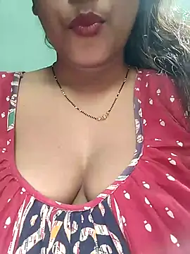 Snapshot of sexyindi_couple chatting on January 2025 07:38:02 AM sexyindi couple online show from January 2025 07:38:02 AM