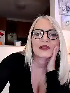 Snapshot of kikkastar chatting on December 2024 07:54:02 PM kikkastar online show from December 2024 07:54:02 PM