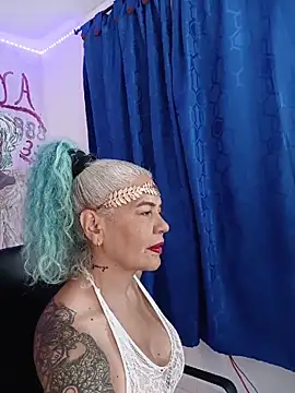 freyadevil333 online show from May 2026 04:28:01 AM