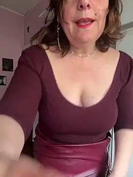 Sunbelxx online show from April 2026 07:45:01 AM