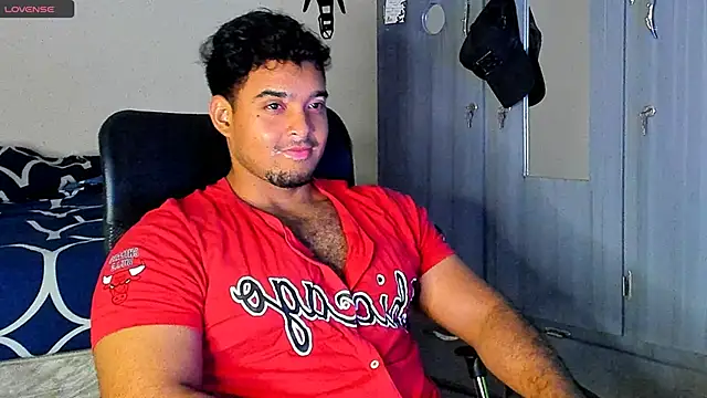 Snapshot of Big_furry_bear13 chatting on March 2025 05:35:02 AM Big furry bear13 online show from March 2025 05:35:02 AM