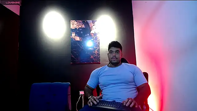 Big furry bear13 online show from January 2026 09:18:02 PM