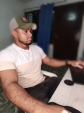Big furry bear13 online show from May 2026 09:05:01 AM