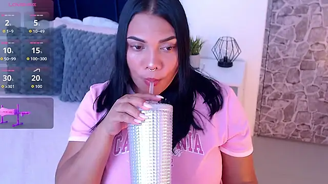 Snapshot of angela_santana_ chatting on October 2025 06:09:02 PM angela santana online show from October 2025 06:09:02 PM