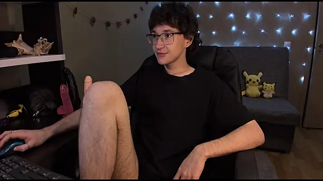 Snapshot of zackstivens chatting on January 2025 11:39:02 PM zackstivens online show from January 2025 11:39:02 PM