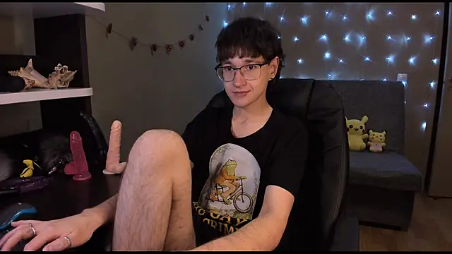 Snapshot of zackstivens chatting on January 2025 11:36:02 PM zackstivens online show from January 2025 11:36:02 PM