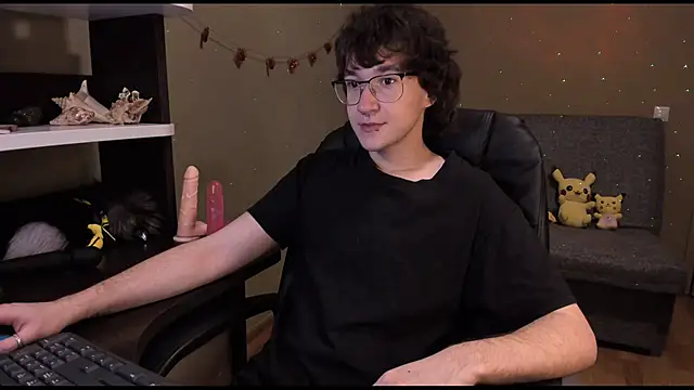 Snapshot of zackstivens chatting on February 2025 11:24:01 PM zackstivens online show from February 2025 11:24:01 PM