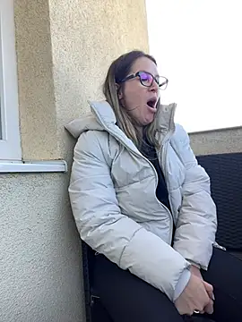 HotXMom online show from March 2025 10:28:02 AM