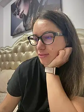 HotXMom online show from June 2026 06:23:02 AM
