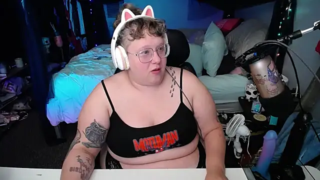 FatVeronica online show from January 2025 01:30:01 AM