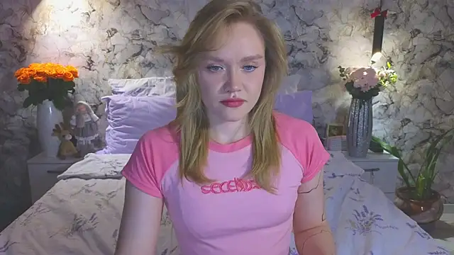 Snapshot of Aurora_Golden1 chatting on February 2026 04:59:01 PM Aurora Golden1 online show from February 2026 04:59:01 PM