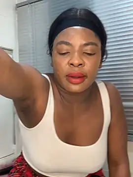 Snapshot of Ass-Queen chatting on October 2025 02:22:02 AM Ass-Queen online show from October 2025 02:22:02 AM