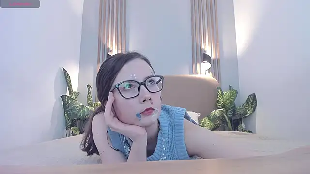 Snapshot of OliviaTurnery chatting on January 2026 04:20:01 PM OliviaTurnery online show from January 2026 04:20:01 PM