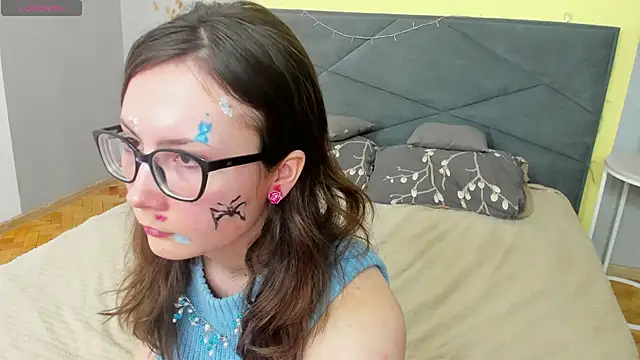 Snapshot of OliviaTurnery chatting on January 2026 01:57:02 PM OliviaTurnery online show from January 2026 01:57:02 PM