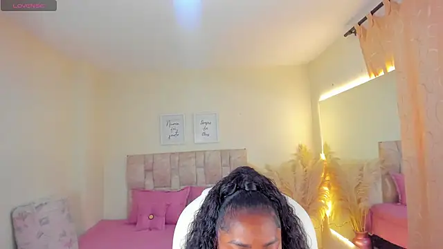 Ananya Kay01 online show from April 2026 01:02:01 PM