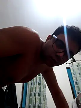 Apobaba077 online show from February 2026 07:00:02 PM