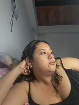 Snapshot of _MaripossaSexy_ chatting on April 2026 04:17:02 AM MaripossaSexy online show from April 2026 04:17:02 AM