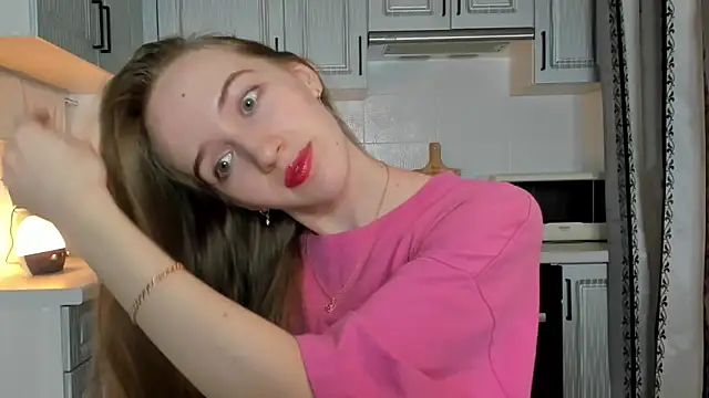 Snapshot of leslie_my_lovee chatting on October 2025 07:44:02 PM leslie my lovee online show from October 2025 07:44:02 PM