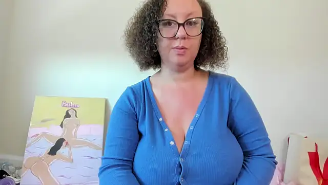 Paisleehaze online show from September 2025 04:01:02 PM