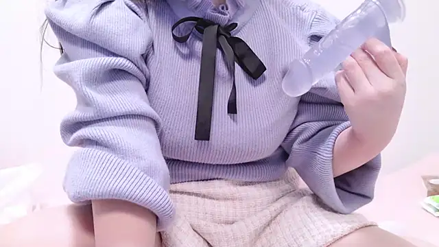 Snapshot of x--Miu--x chatting on December 2024 11:39:01 AM x--Miu--x online show from December 2024 11:39:01 AM
