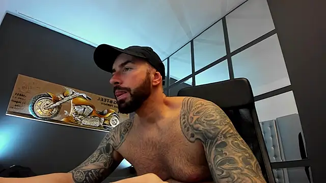 AronGrant online show from December 2024 09:04:01 AM