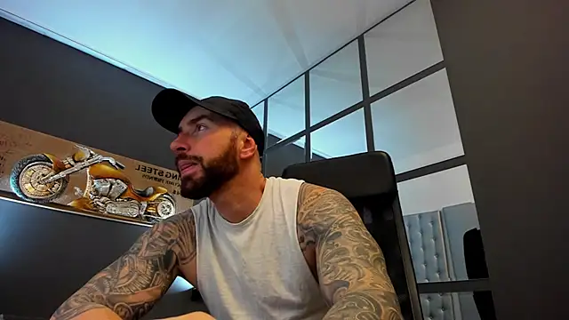 AronGrant online show from December 2024 06:24:02 AM