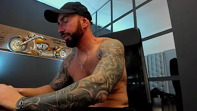 AronGrant online show from December 2024 08:10:02 AM