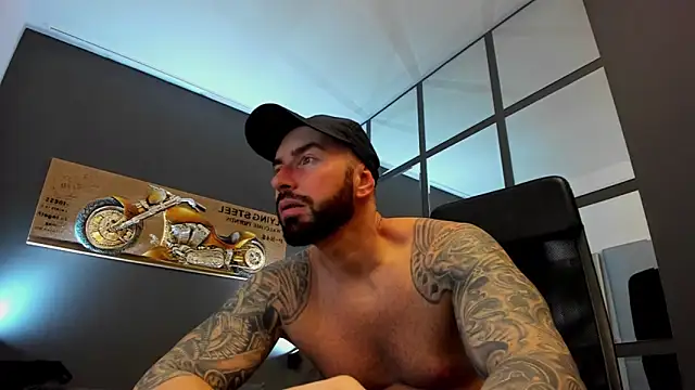 AronGrant online show from January 2025 05:48:02 AM