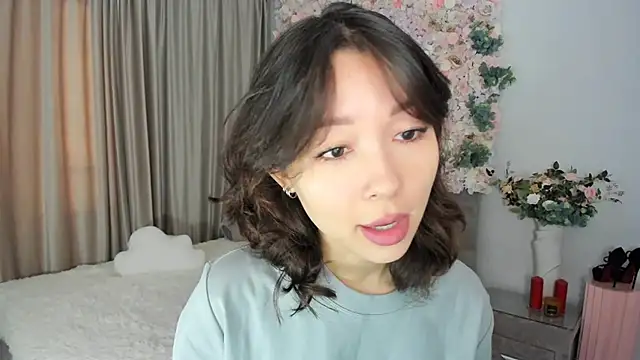 AgnieszkaBanana online show from October 2025 04:09:02 AM