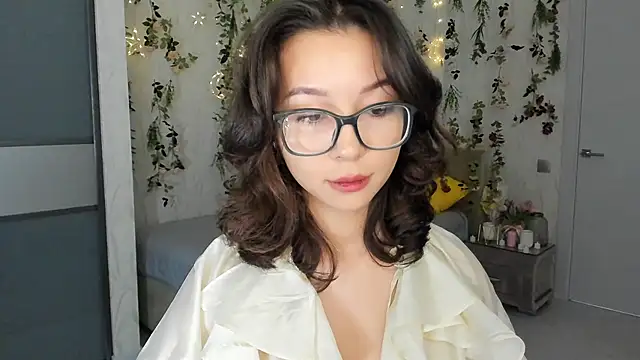 AgnieszkaBanana online show from November 2025 07:12:01 PM